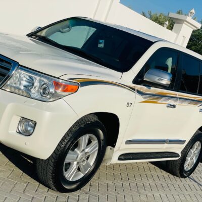 2015 Toyota Land Cruiser VXR 5.7